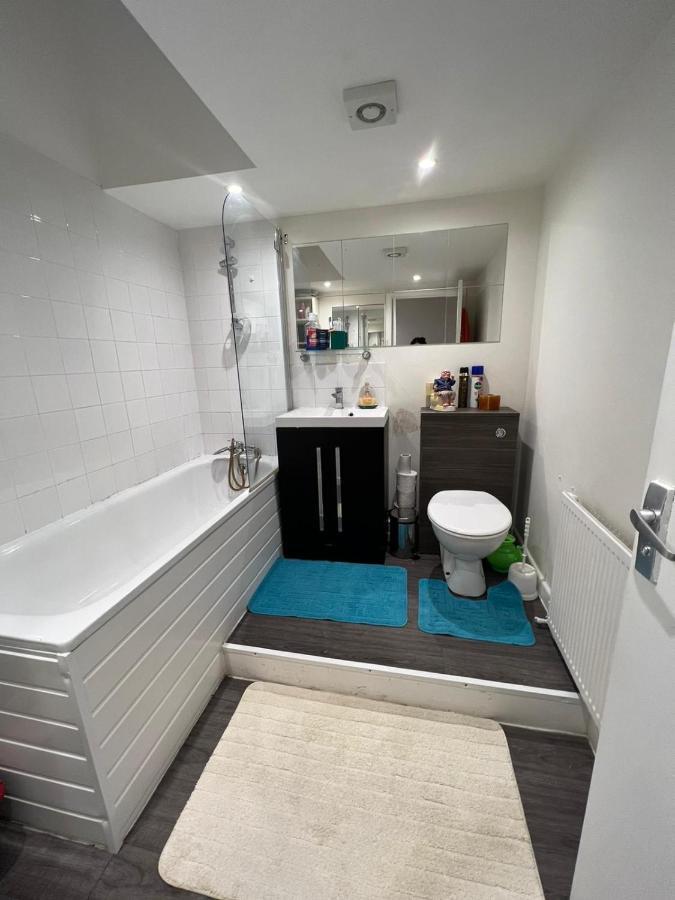 Twin Room Earls Court Central London - Shared Accommodation Екстериор снимка